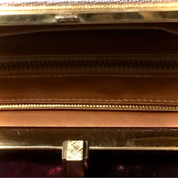VINTAGE 1960s NICHOLAS REICH FOR BONWIT TELLER GOLD EVENING PURSE—RARE & ELEGANT - Picture 12 of 16